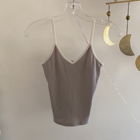 🪞 v neck tank ribbed top - Picture 8 of 8